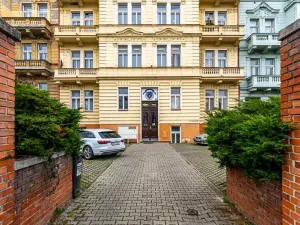 Pronájem bytu 2+kk, Praha - Vinohrady, Dykova, 72 m2