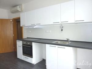 Pronájem bytu 1+1, Praha, Nad Primaskou, 46 m2