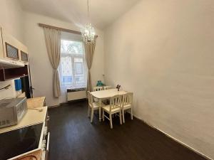 Prodej bytu 2+1, Praha - Vinohrady, Slezská, 61 m2