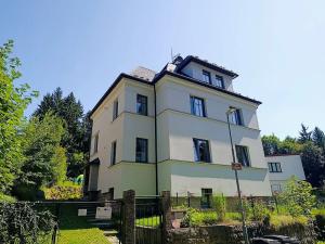 Pronájem bytu 1+kk, Jablonec nad Nisou, Nad Střelnicí, 20 m2