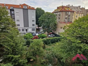 Pronájem bytu 3+1, Praha - Holešovice, Dělnická, 89 m2