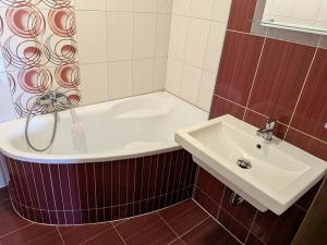 Pronájem bytu 2+1, Rokycany, Na Pátku, 70 m2
