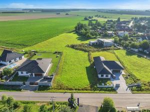 Prodej pozemku pro bydlení, Plazy, 1355 m2