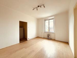 Pronájem bytu 2+1, Teplice, Souběžná, 58 m2