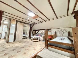 Prodej rodinného domu, Sezemice, 200 m2