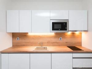 Pronájem bytu 1+kk, Praha - Karlín, Peckova, 27 m2