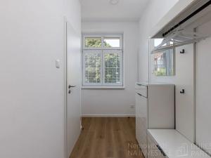 Pronájem bytu 2+kk, Praha - Strašnice, Petrovická, 46 m2