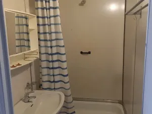 Pronájem bytu 1+kk, Praha - Modřany, Platónova, 29 m2