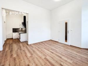 Pronájem bytu 2+kk, Teplice, Benešovo náměstí, 45 m2