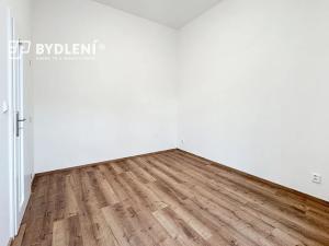 Pronájem bytu 2+kk, Teplice, Benešovo náměstí, 48 m2