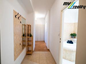 Prodej bytu 3+1, Poděbrady, nám. T.G.Masaryka, 66 m2
