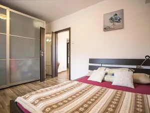 Pronájem bytu 2+1, Tuchoměřice, Pod Lesem, 80 m2