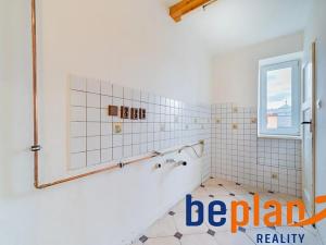 Prodej bytu 3+1, Karlovy Vary, Kvapilova, 83 m2