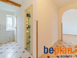 Prodej bytu 3+1, Karlovy Vary, Kvapilova, 83 m2