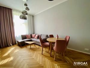 Pronájem bytu 2+kk, Praha - Bubeneč, Čs. armády, 53 m2