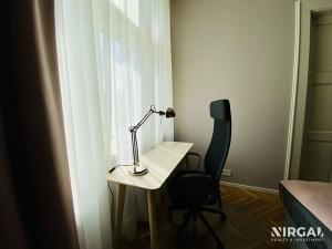 Pronájem bytu 2+kk, Praha - Bubeneč, Čs. armády, 53 m2