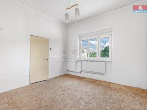 Prodej rodinného domu, Libouchec, 200 m2