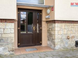 Prodej bytu 1+kk, Louny, U Spravedlnosti, 32 m2
