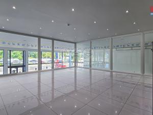 Pronájem obchodního prostoru, Kladno - Dubí, Libušina, 485 m2