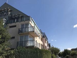 Pronájem bytu 2+1, Praha - Kbely, Pod Nouzovem, 90 m2