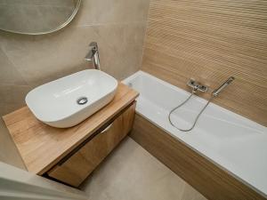 Prodej bytu 3+1, Karviná, Božkova, 56 m2