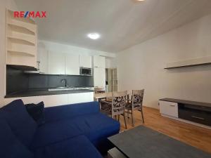 Pronájem bytu 2+kk, Praha - Strašnice, Nad Primaskou, 54 m2