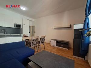 Pronájem bytu 2+kk, Praha - Strašnice, Nad Primaskou, 54 m2