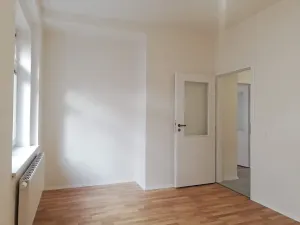 Pronájem bytu 3+kk, Praha - Břevnov, Bělohorská, 57 m2