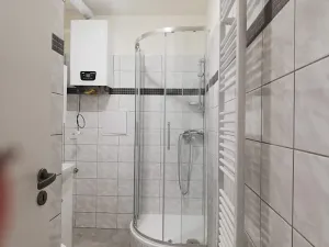Pronájem bytu 3+kk, Praha - Břevnov, Bělohorská, 57 m2