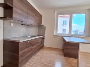 Pronájem bytu 2+kk, Praha - Strašnice, Černokostelecká, 47 m2