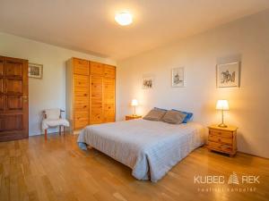 Prodej chalupy, Suchdol nad Lužnicí, Žižkova, 300 m2