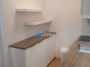 Pronájem bytu 1+1, Praha - Žižkov, Cimburkova, 38 m2