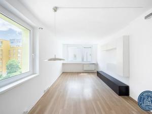 Prodej bytu 3+1, Praha - Žižkov, Jeseniova, 72 m2