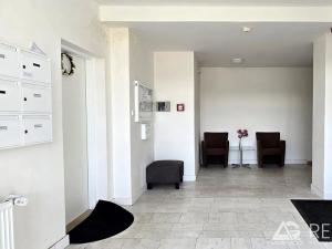 Pronájem bytu 3+kk, Praha - Hlubočepy, Pod Žvahovem, 97 m2