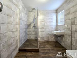 Pronájem bytu 3+kk, Praha - Hlubočepy, Pod Žvahovem, 97 m2