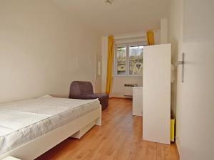 Pronájem bytu 2+kk, Praha - Holešovice, Na Maninách, 52 m2