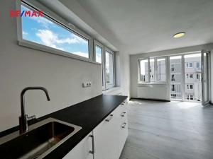 Pronájem bytu 2+kk, Cerhenice, Za Cukrovarem, 64 m2
