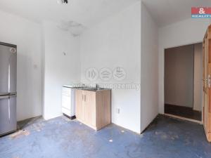 Prodej bytu 2+1, Bukovany, 51 m2