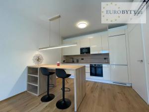 Pronájem bytu 2+kk, Praha - Modřany, Československého exilu, 65 m2