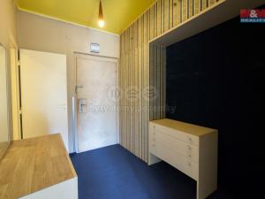 Prodej bytu 2+1, Praha - Podolí, Jeremenkova, 68 m2