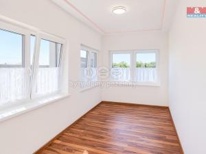 Pronájem bytu 4+kk, Ohrobec, Břežanská, 87 m2