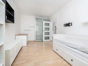 Pronájem bytu 3+kk, Praha - Horní Měcholupy, Janovská, 65 m2