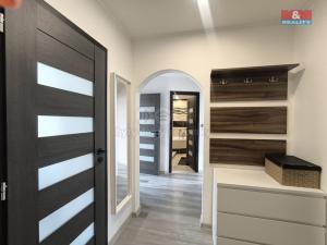 Pronájem bytu 4+1, Ústí nad Labem - Krásné Březno, V Oblouku, 74 m2