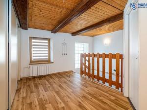 Prodej rodinného domu, Senička, 200 m2