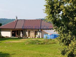 Prodej rodinného domu, Trhové Sviny, 144 m2