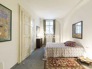 Pronájem bytu 2+1, Praha - Malá Strana, Vlašská, 53 m2
