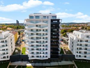 Pronájem obchodního prostoru, Brno - Komárov, Komárovská, 61 m2