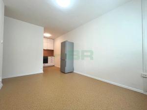 Pronájem bytu 2+kk, Praha - Ruzyně, Smolíkova, 39 m2