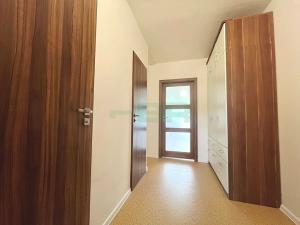 Pronájem bytu 2+kk, Praha - Ruzyně, Smolíkova, 39 m2