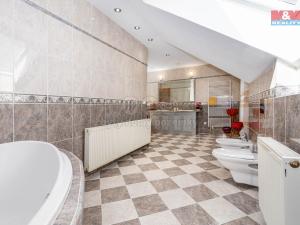 Prodej rodinného domu, Praha - Hostavice, Kamencová, 269 m2